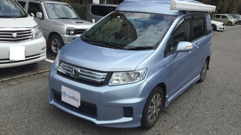 ホンダ フリードスパイクハイブリッドの売買実績画像