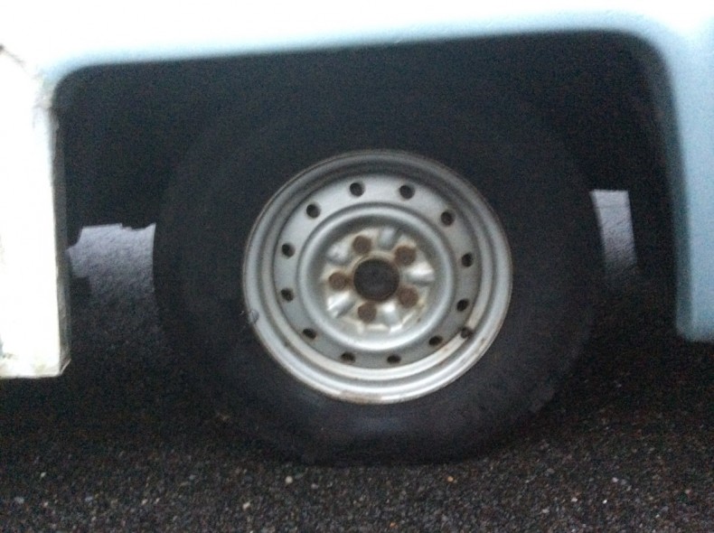 タイヤホイール後