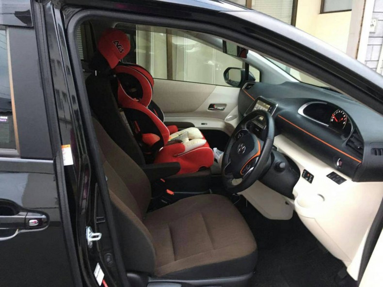 内装前方シート