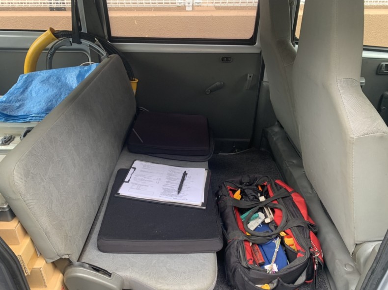 内装後方シート