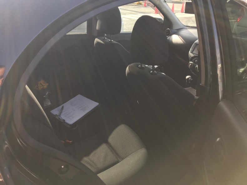 内装後方シート