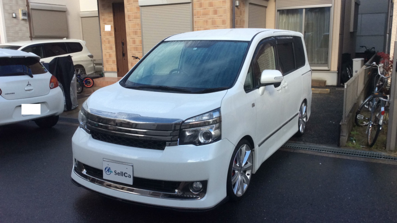 トヨタ ヴォクシーの売買実績画像