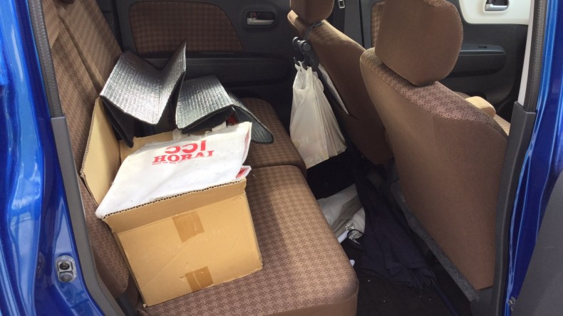 内装後方シート