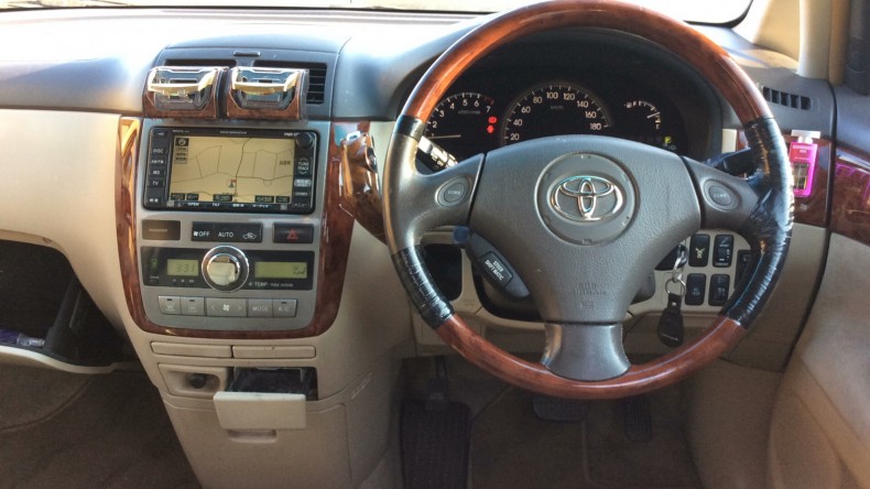 内装インパネ全体