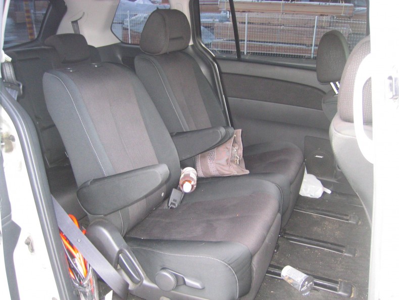 内装後方シート