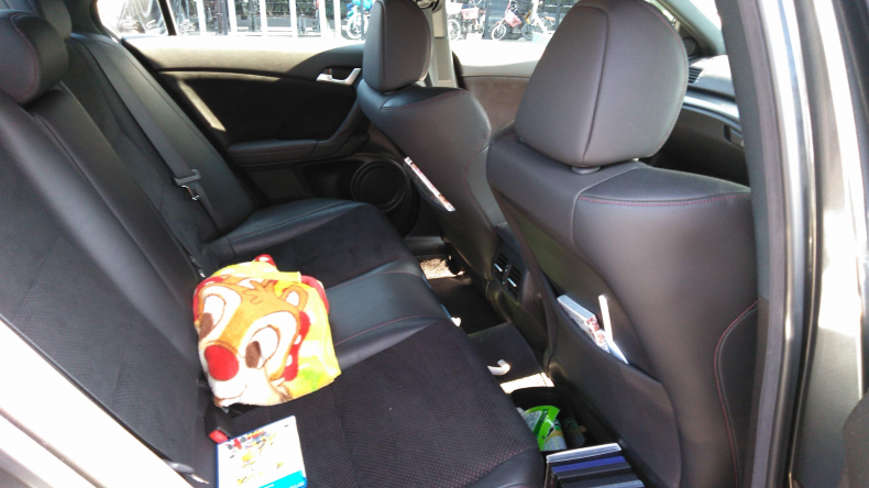 内装後方シート