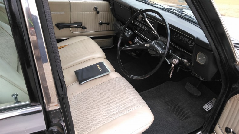 内装前方シート