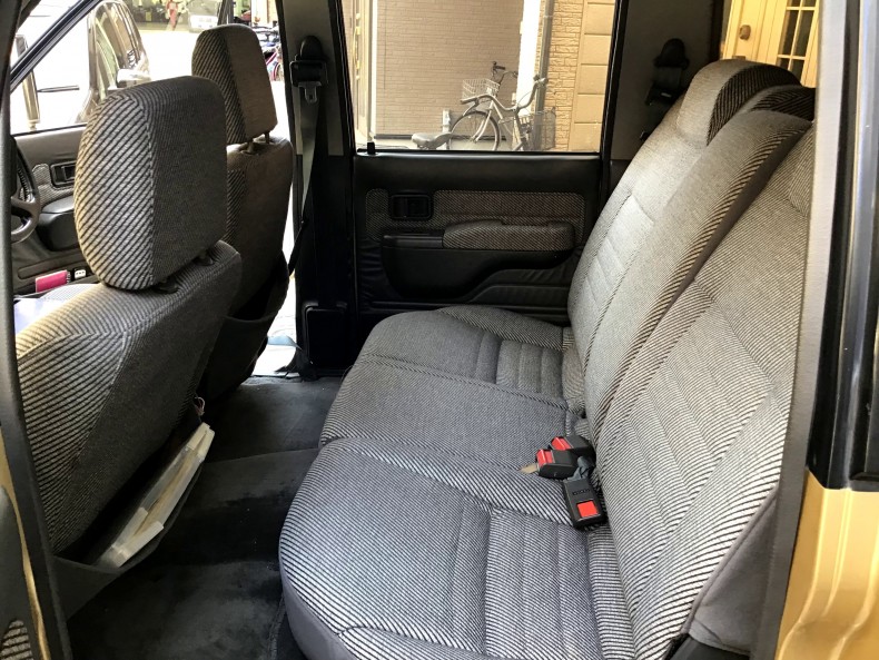 内装前方シート