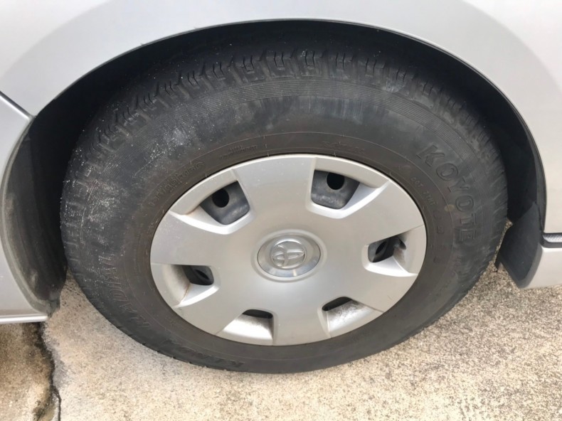 タイヤホイール前