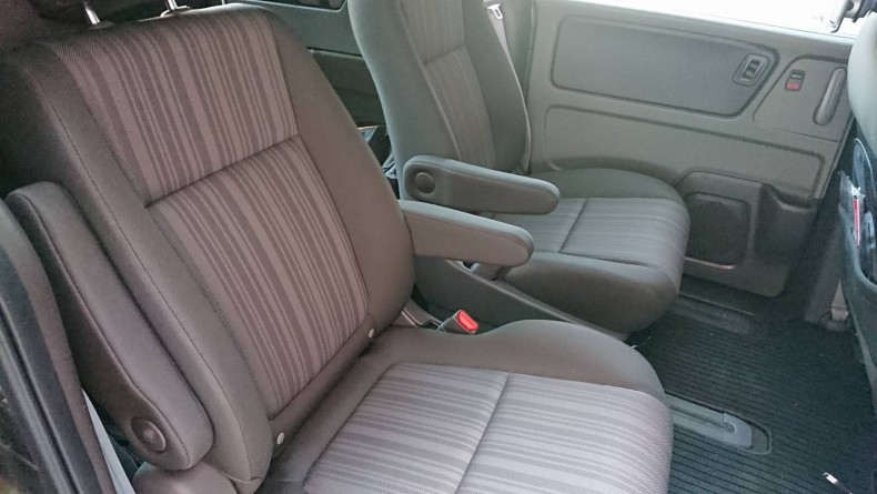 内装後方シート