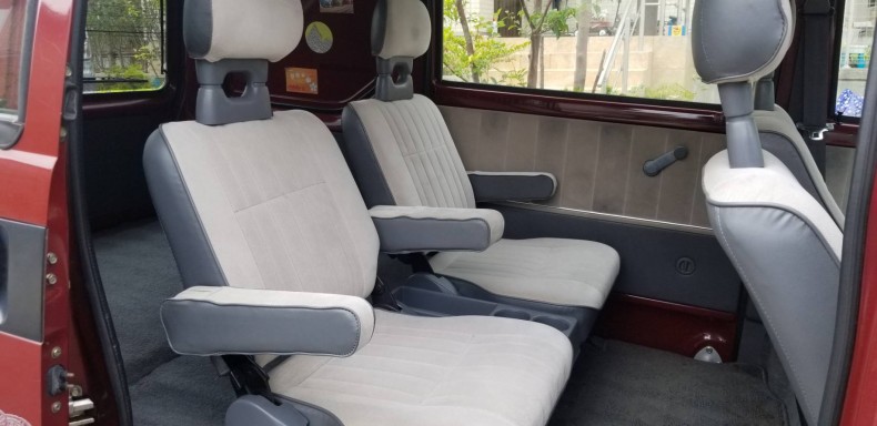 内装後方シート