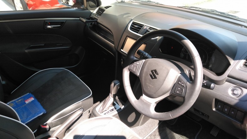 内装前方シート