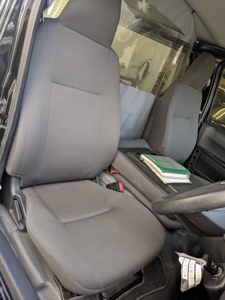 内装前方シート