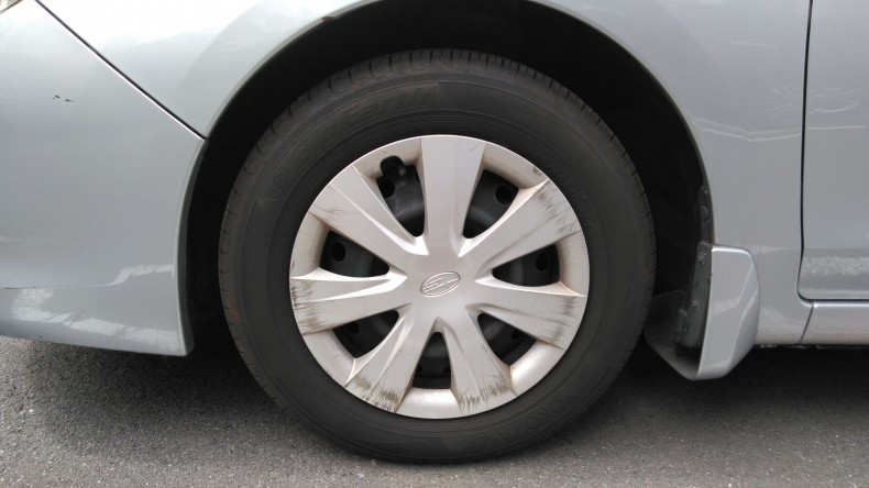 タイヤホイール前