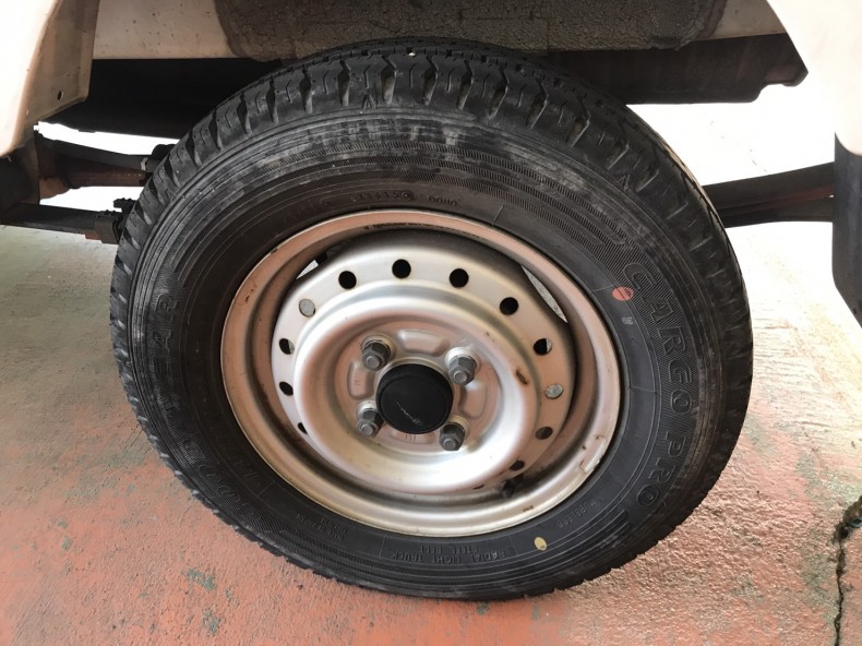 タイヤホイール後