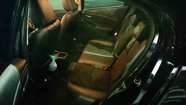 内装後方シート