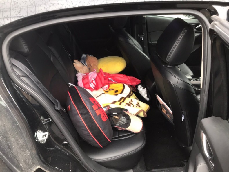 内装後方シート