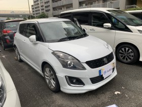 外装右前