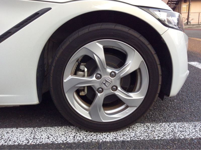 タイヤホイール前