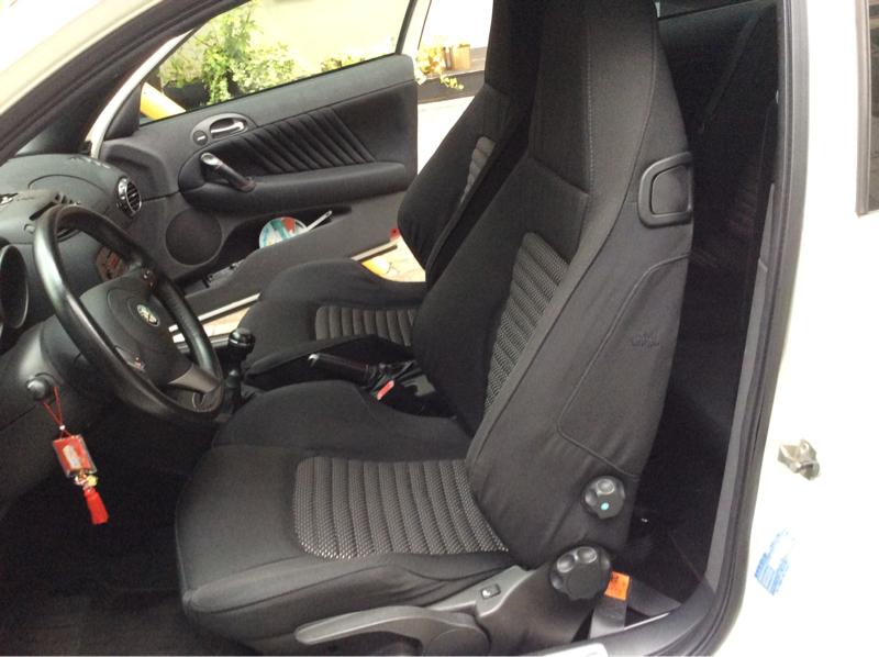 内装前方シート