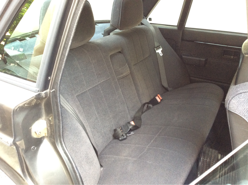 内装後方シート