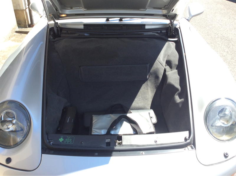 内装トランク