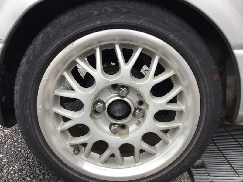 タイヤホイール後