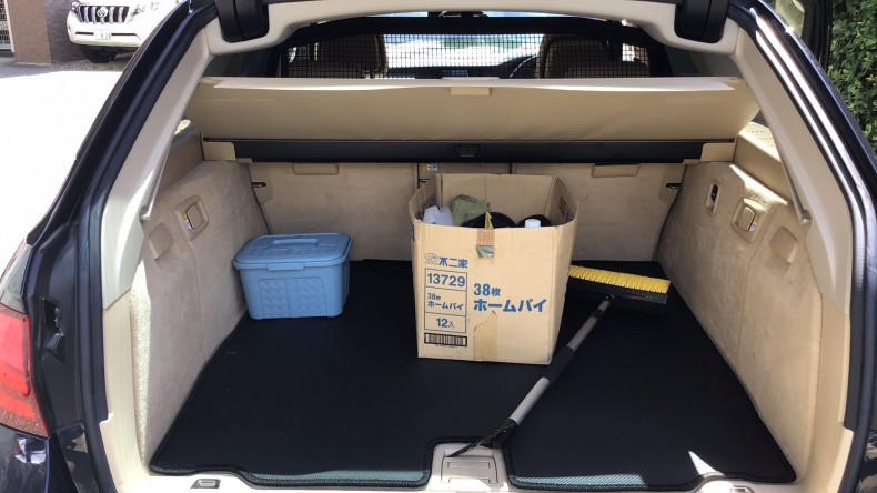 内装後方シート