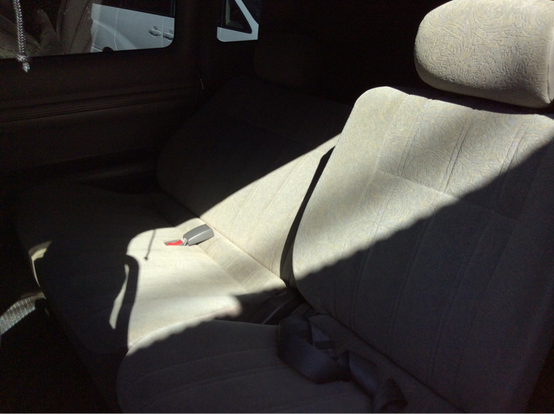 内装後方シート