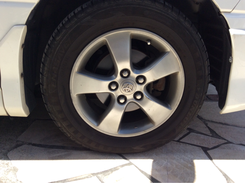 タイヤホイール前