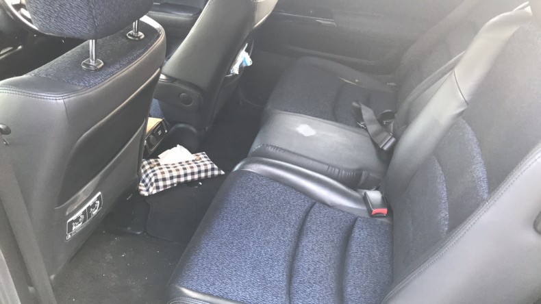 内装後方シート