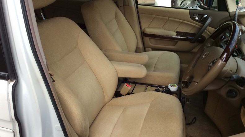 内装前方シート