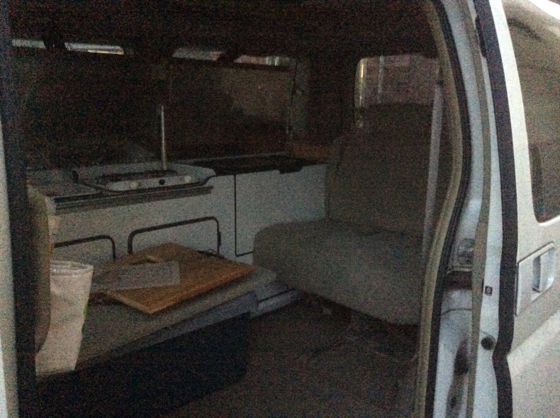 内装後方シート