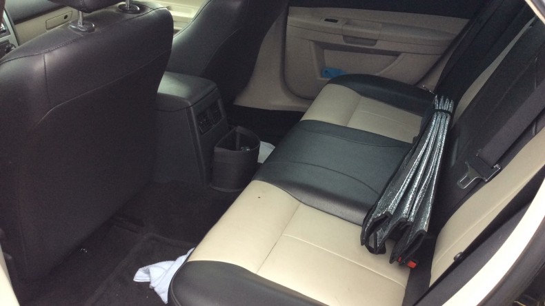 内装後方シート