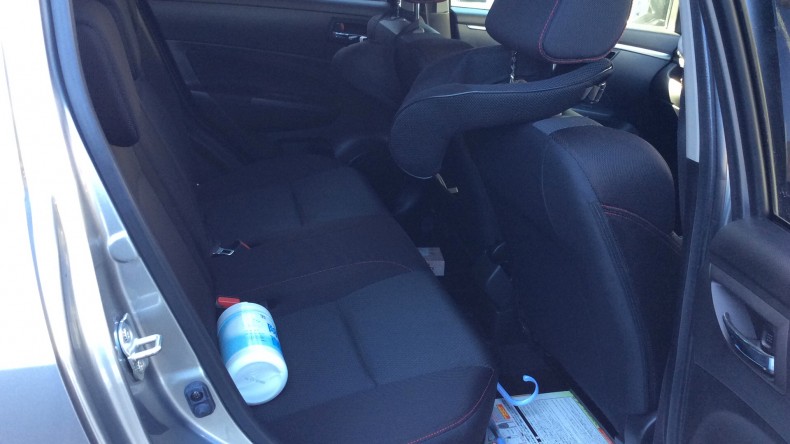 内装後方シート