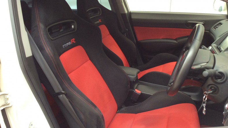 内装前方シート