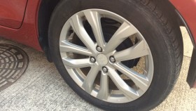 タイヤホイール前