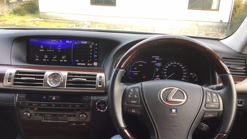 内装インパネ全体