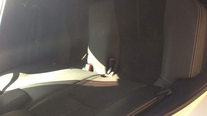 内装後方シート