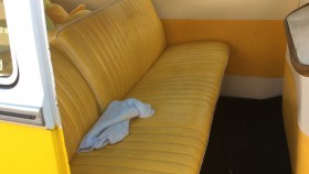 内装後方シート